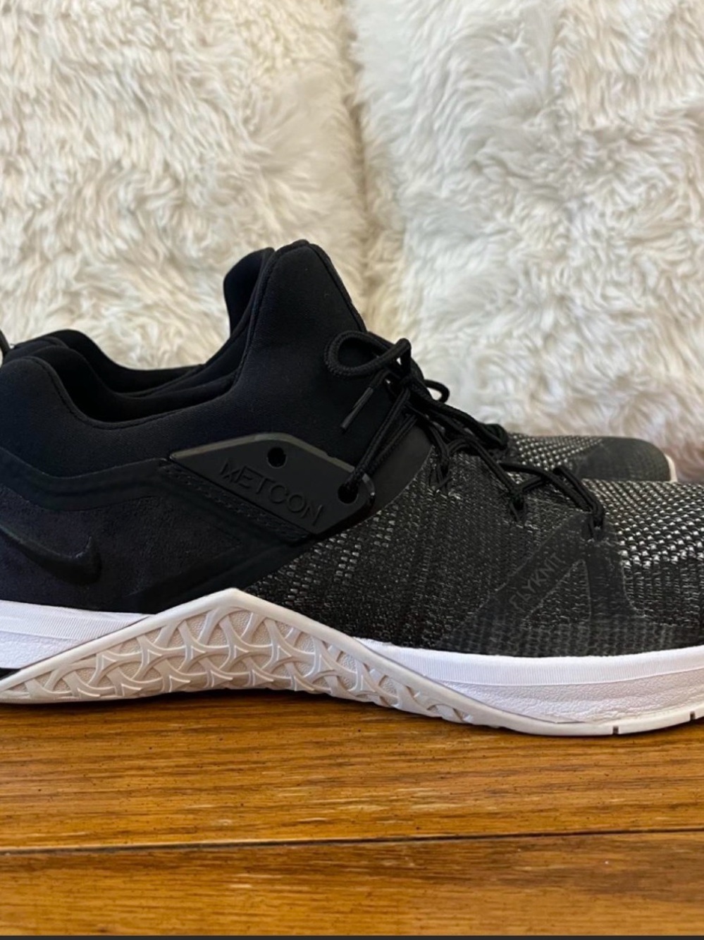 Nike Metcon Training Shoes in Black and White